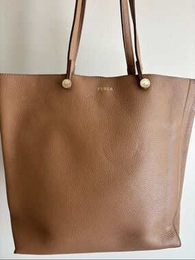 Furla Tote Bag in Tan